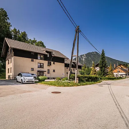 Marni W/ Parking | *