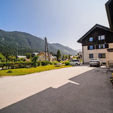 Marni W/ Parking | Apartmán *